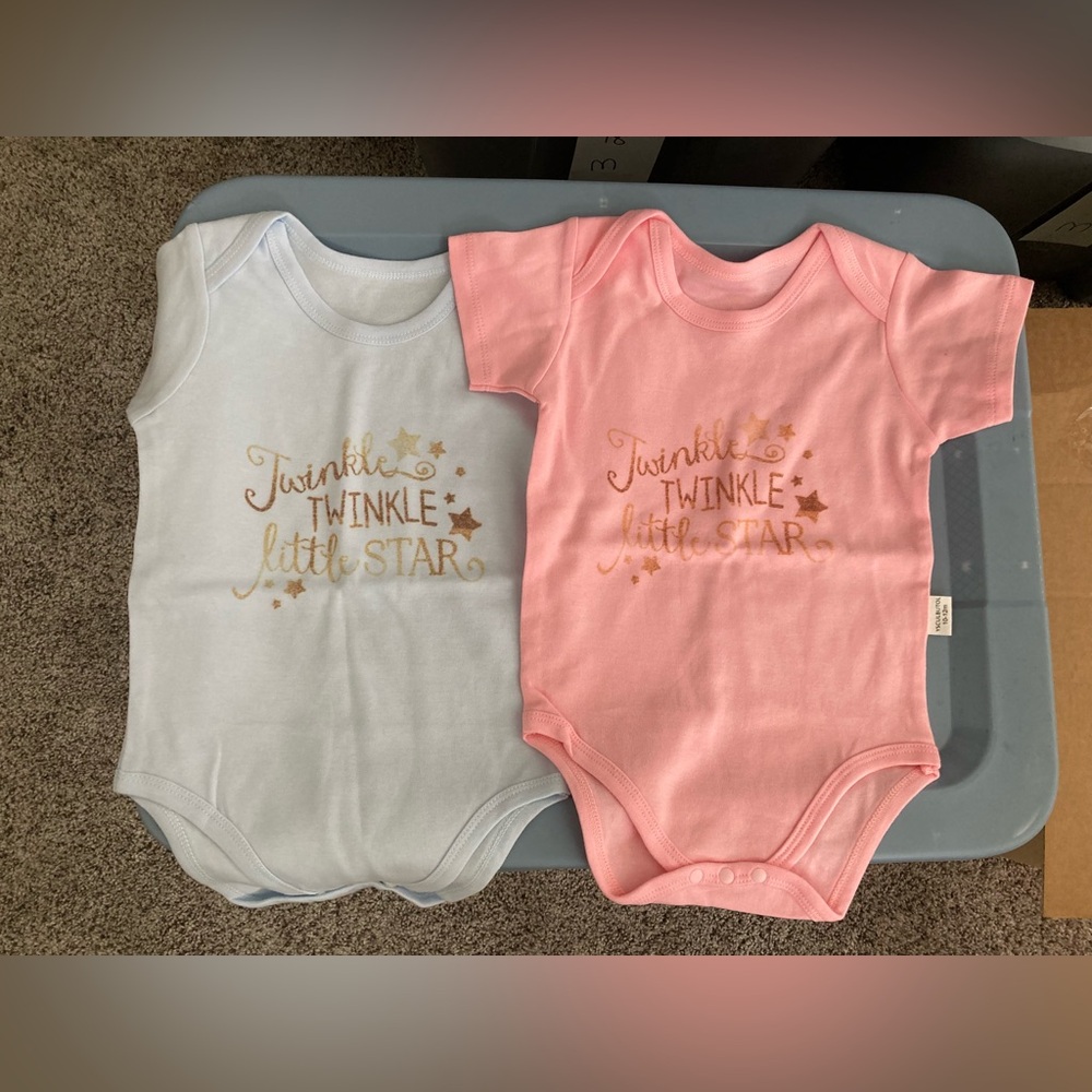 Twin Twinkle Twinkle Little Star Boy/Girl Onesies 10-12 Months NWOTs